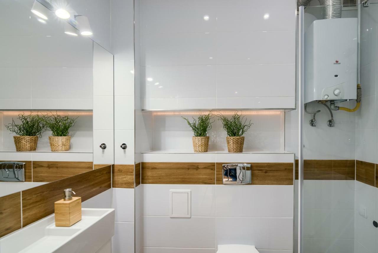 Apartments 4 You Hlonda Tychy Εξωτερικό φωτογραφία